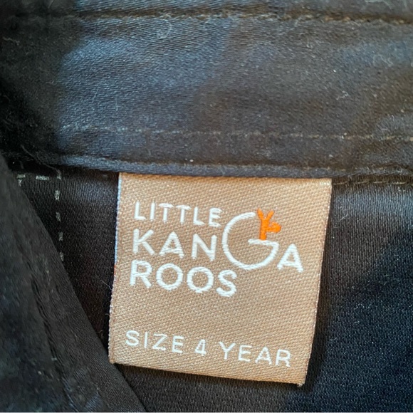 🥰5/$20🥰 LITTLE KANGA ROOS Boy’s Dress Shirt in Black, Size 4T - Picture 2 of 2